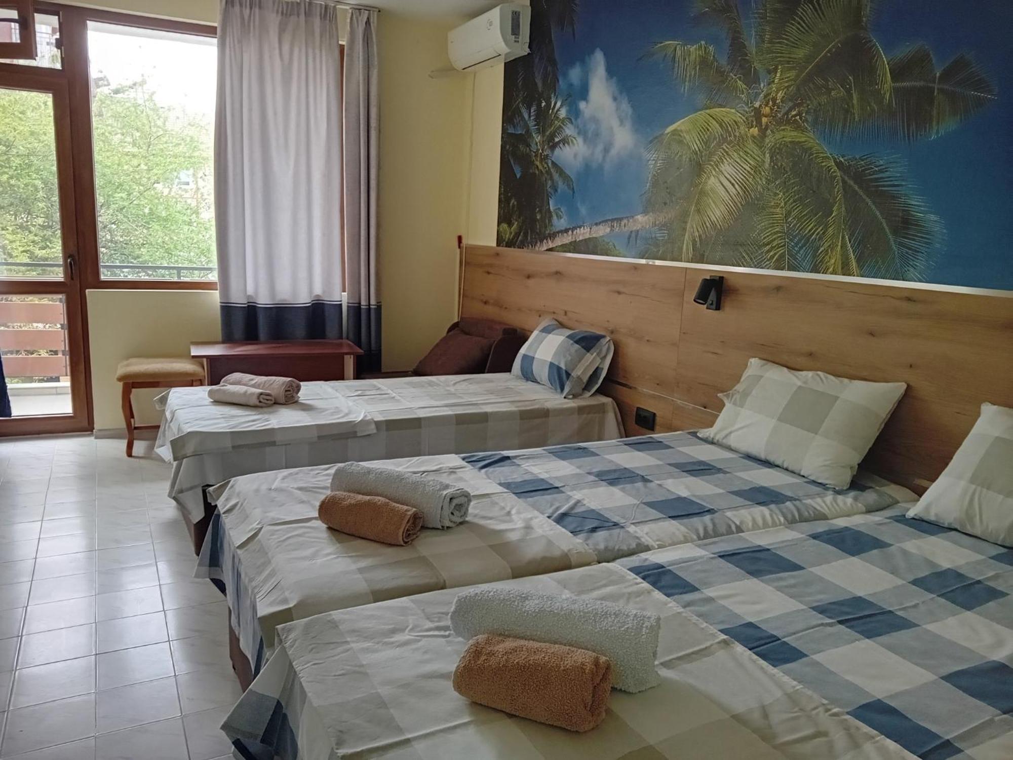 Guesthouse Oasis Kiten  Buitenkant foto