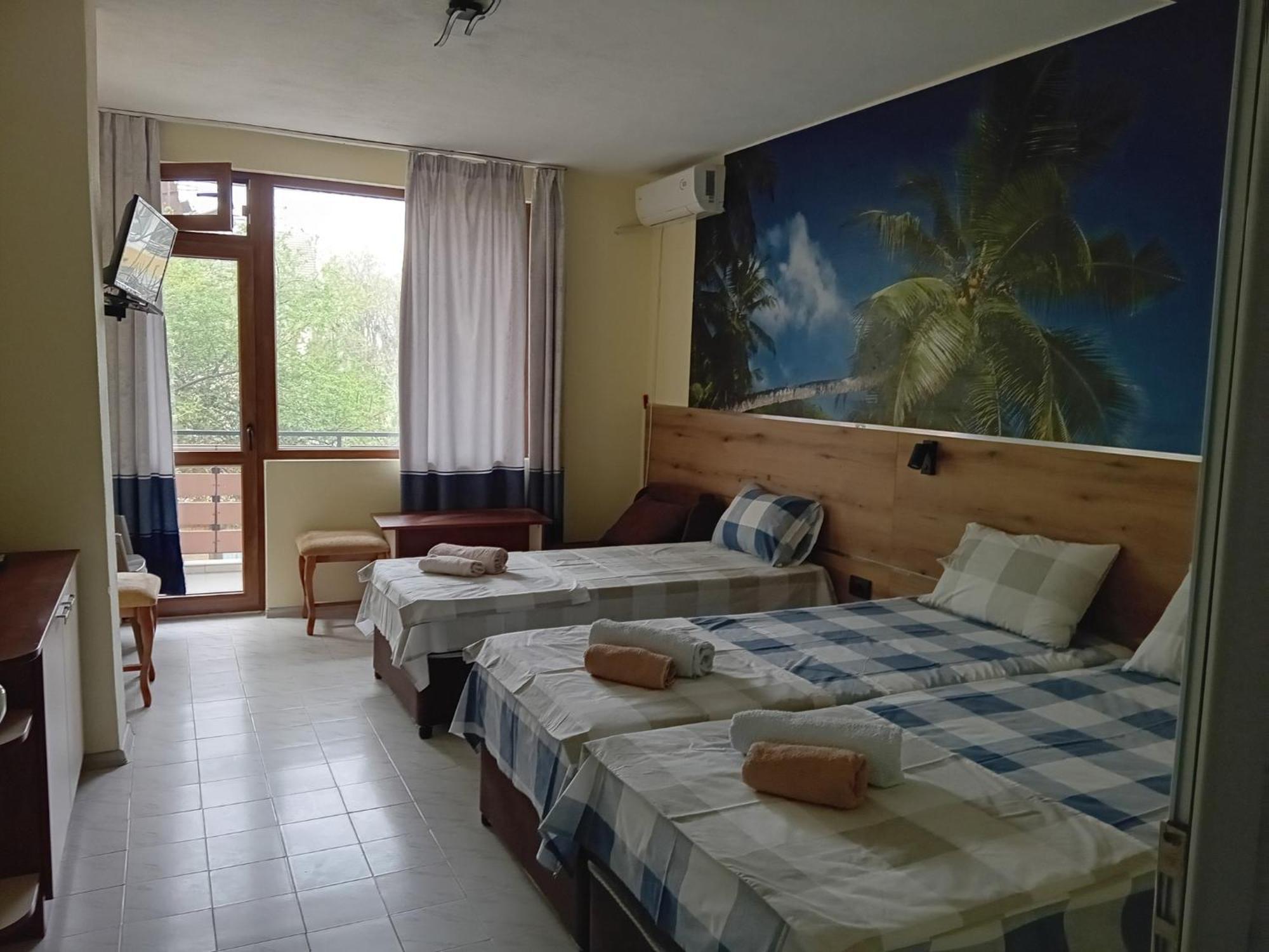 Guesthouse Oasis Kiten  Buitenkant foto