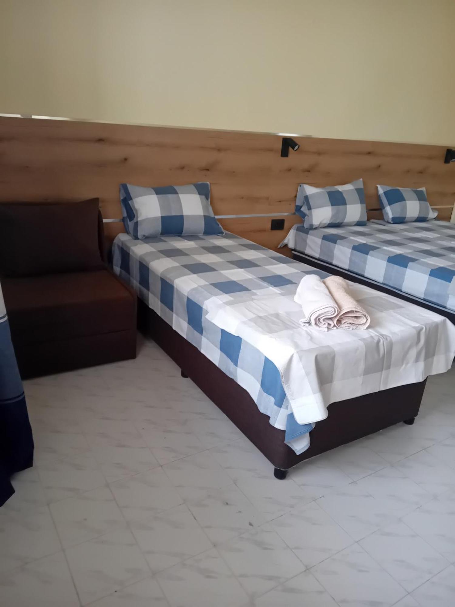 Guesthouse Oasis Kiten  Buitenkant foto