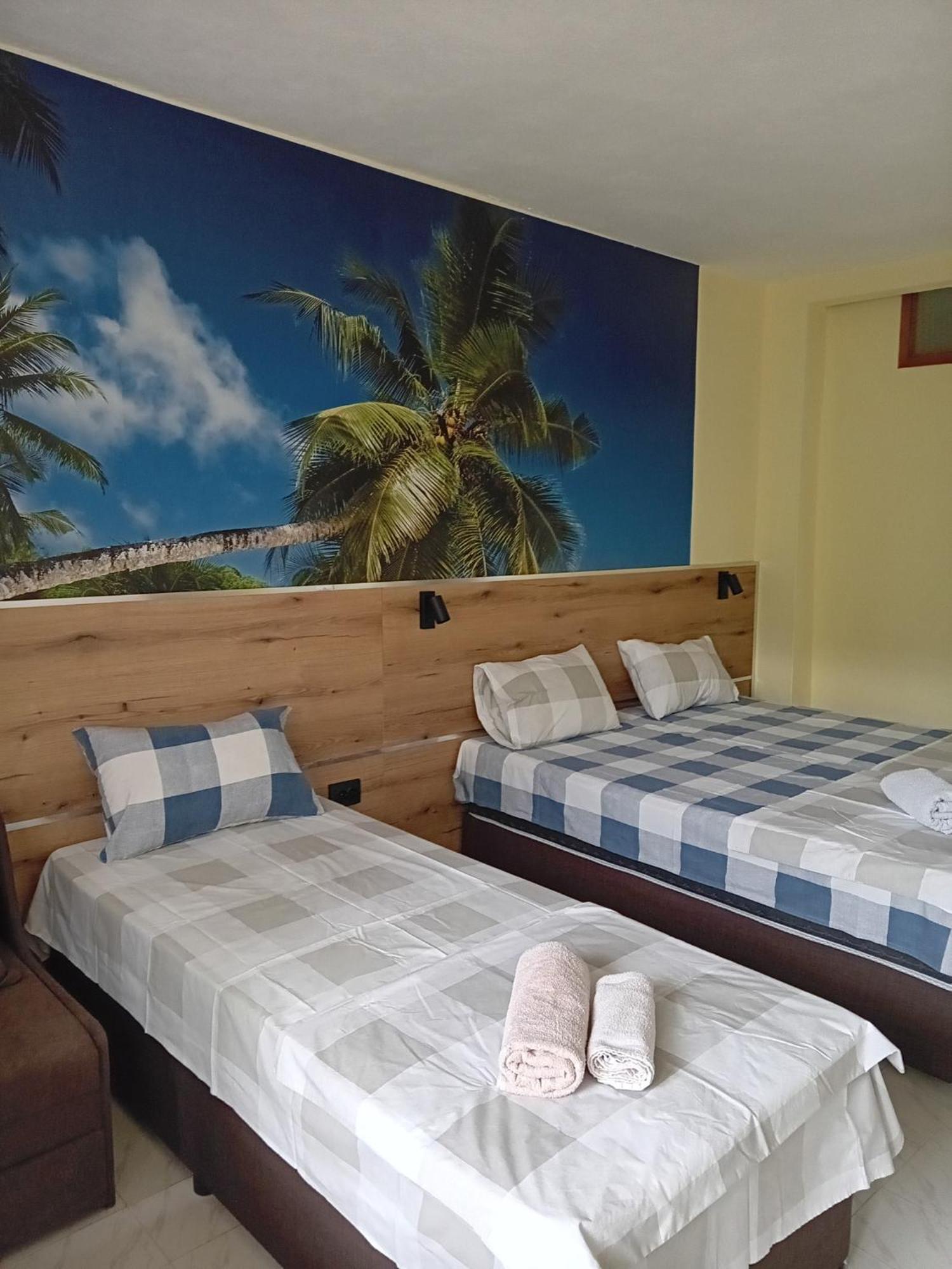 Guesthouse Oasis Kiten  Buitenkant foto