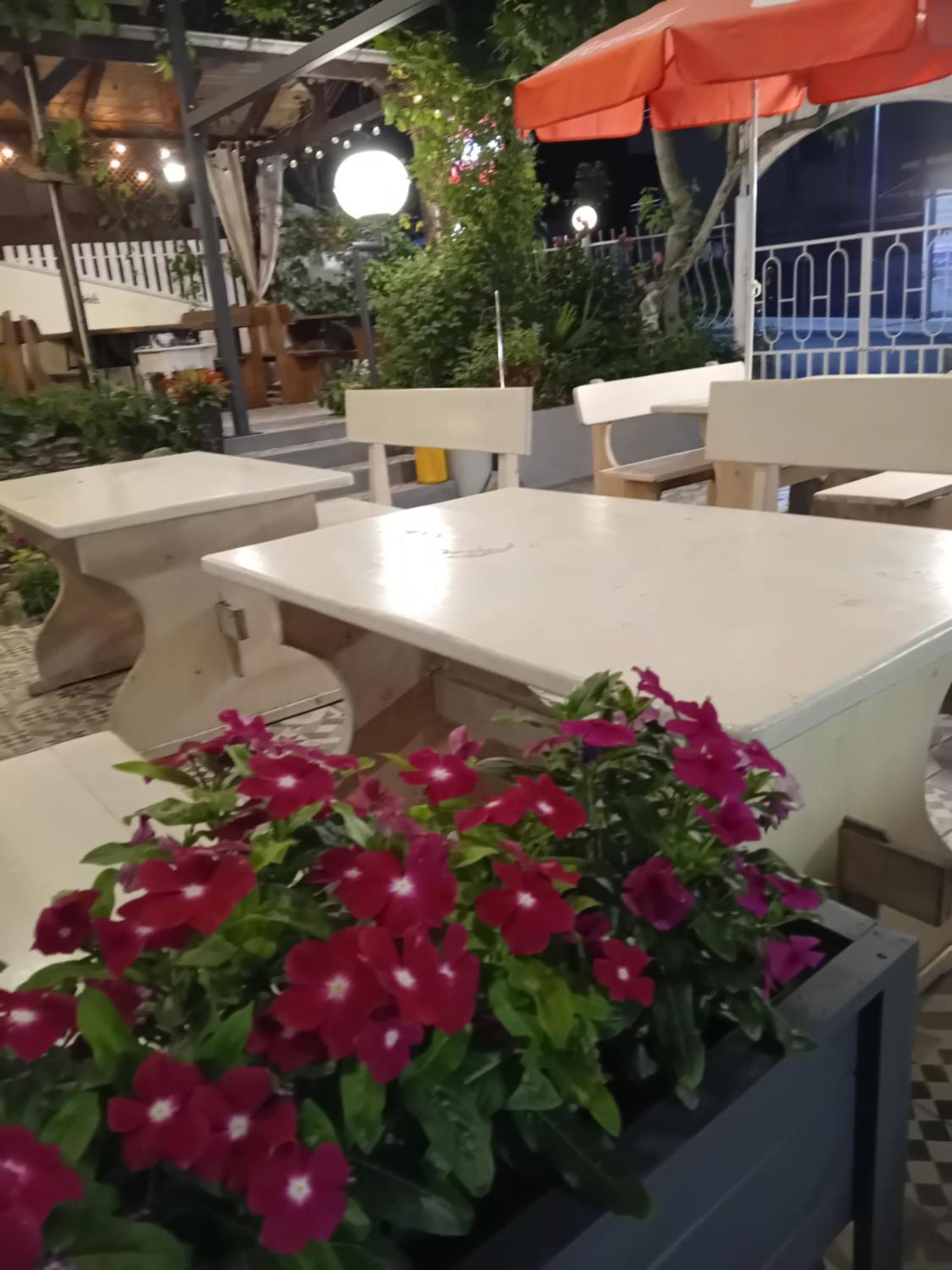 Guesthouse Oasis Kiten  Buitenkant foto